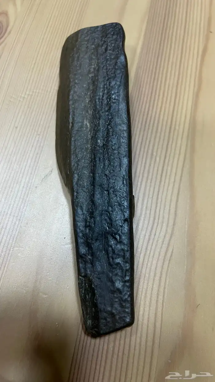 نيزك أو ألماس كربوني 0