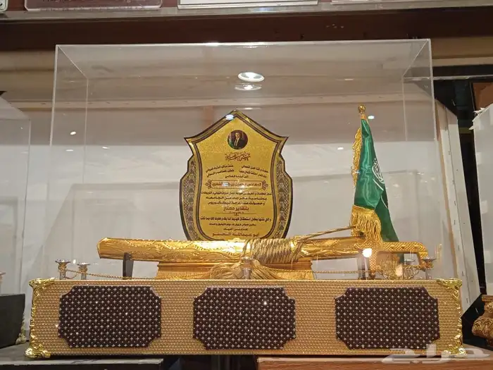 دروع نجمة ضباط سيوف هدايا تخرج 96
