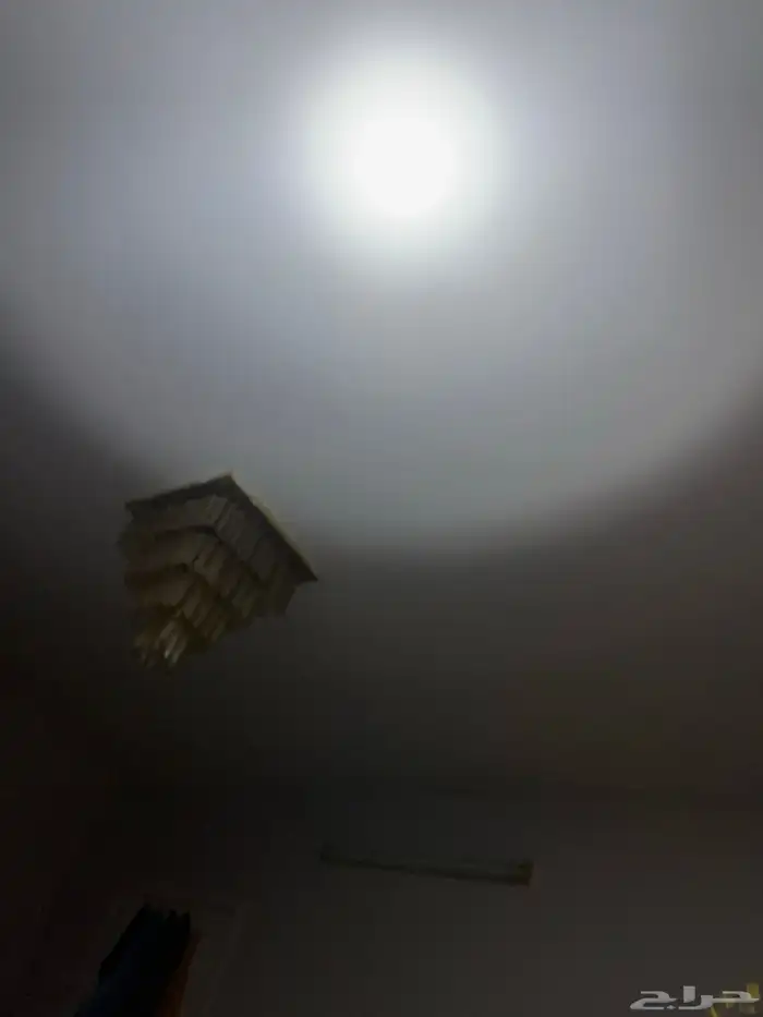 كشاف قوي وسعر مميز 3