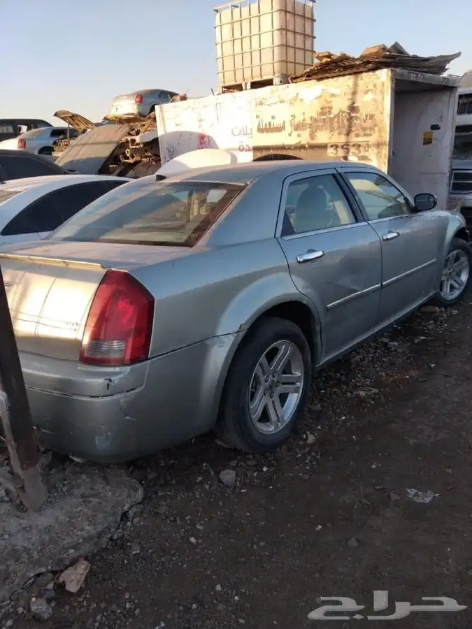قطع غيار السيارات كليزلر 2008 3