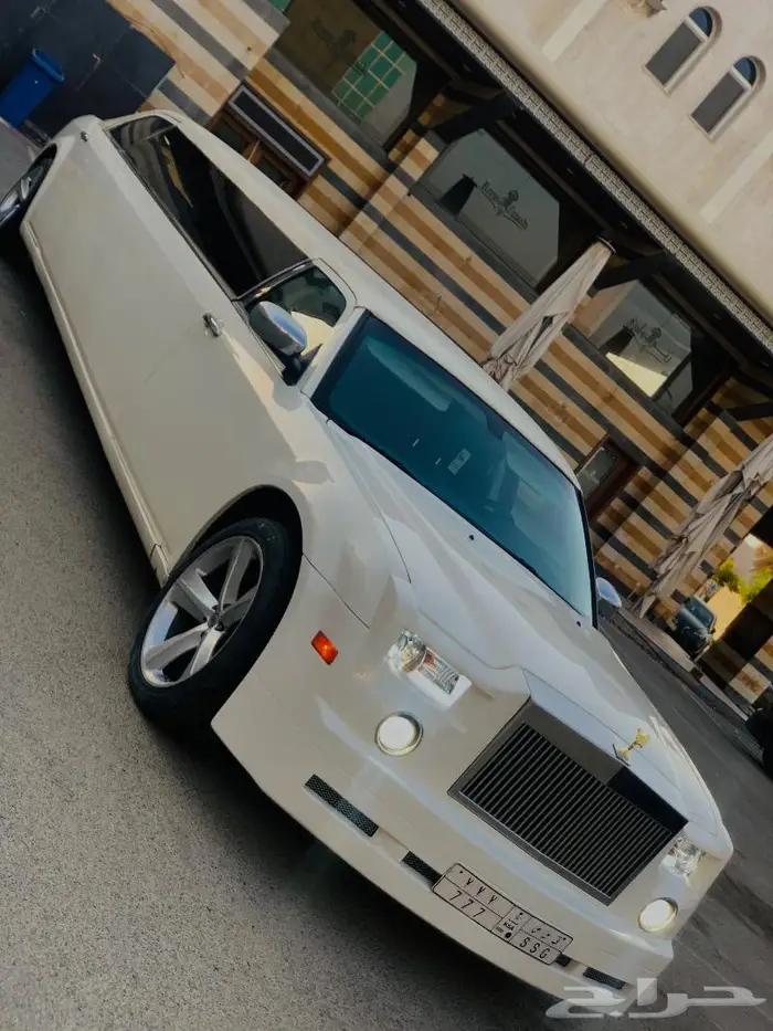 مايباخ رويال ليمو للاعرس وجميع مناسبات VIP CAR 22