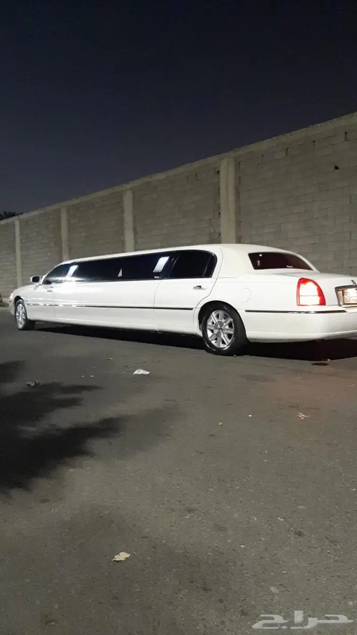 مايباخ رويال ليمو للاعرس وجميع مناسبات VIP CAR 42