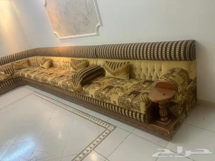 كنب للبيع 1
