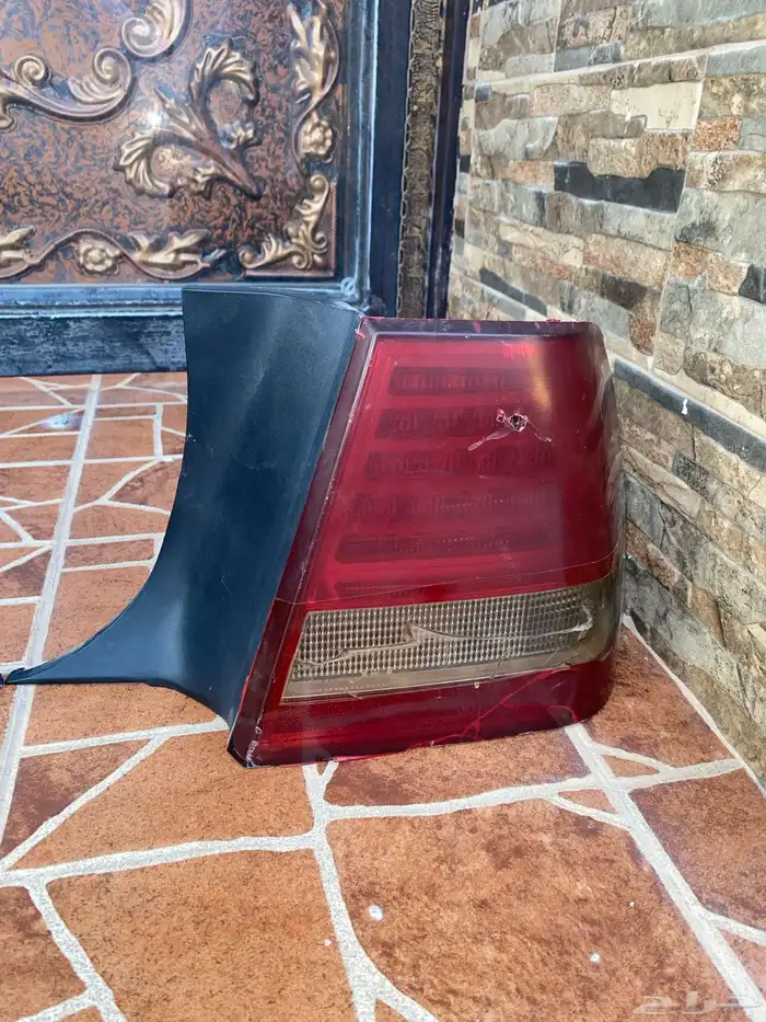 للبيع اسطبات كابرس 2006 1