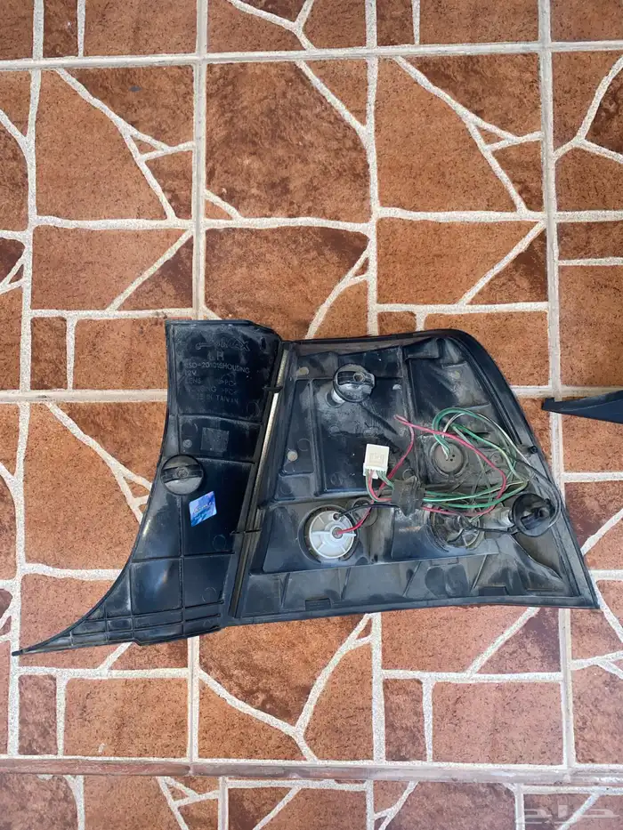 للبيع اسطبات كابرس 2006 3