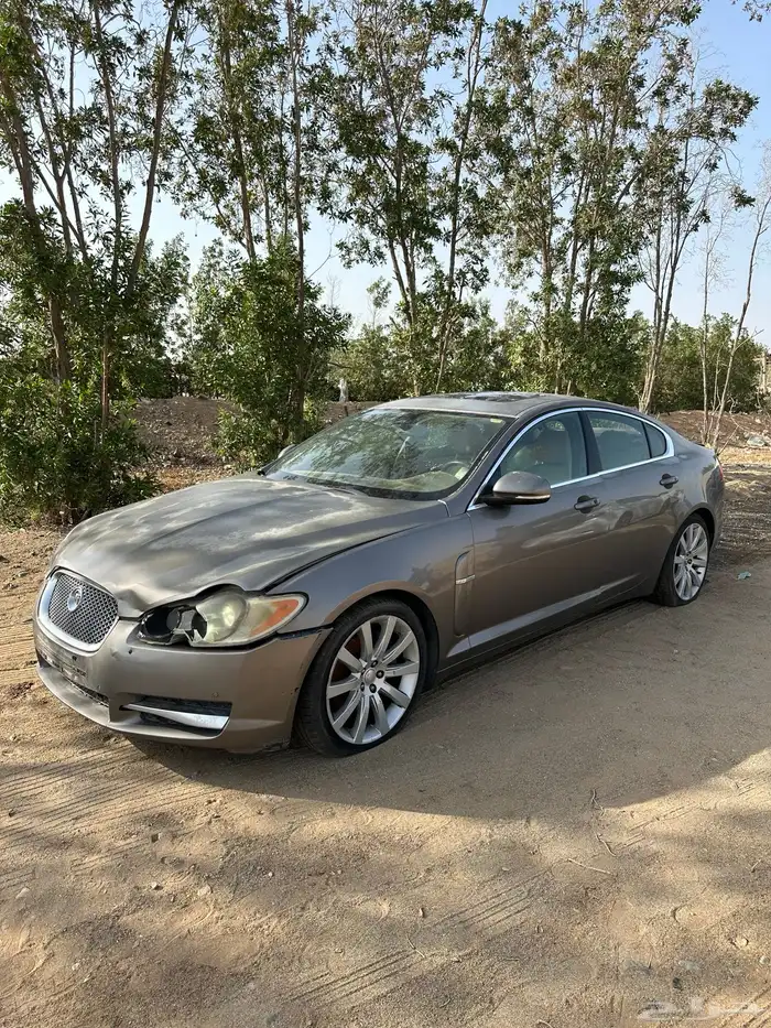 قطع غيار تشليح جاكور XF اكس اف موديل 2010 2