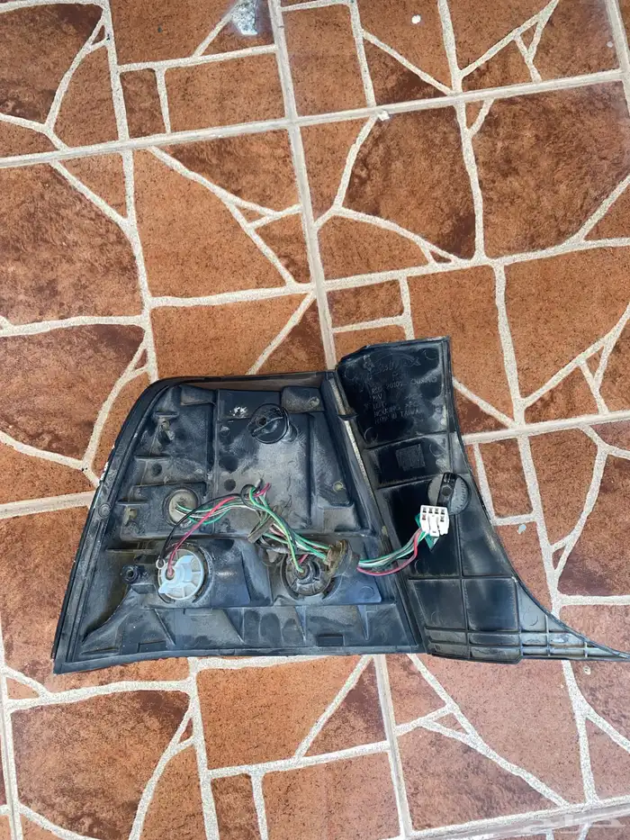 للبيع اسطبات كابرس 2006 4