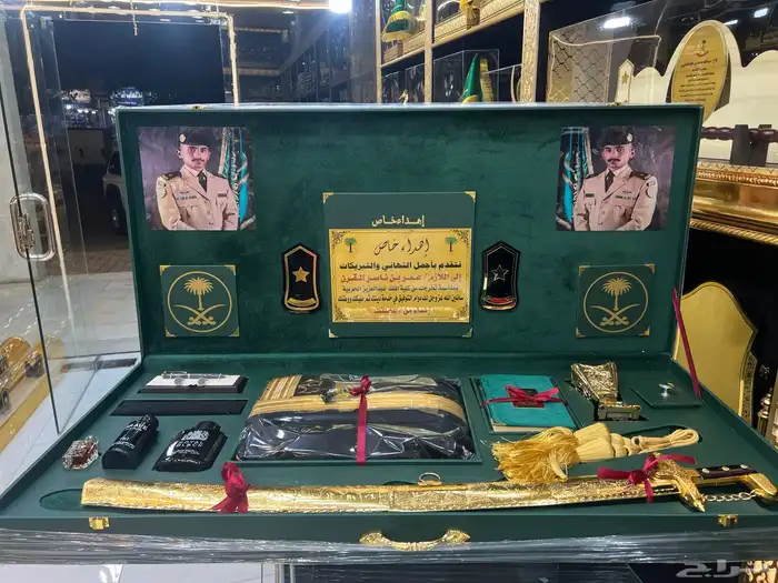 هدية تخروج درع سيف ترقية حفل تخرج ضباط 11