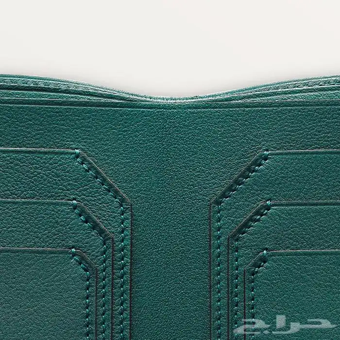محفظة كارتيه اخضر جديده بسعر مميز محافظ كارتير 2