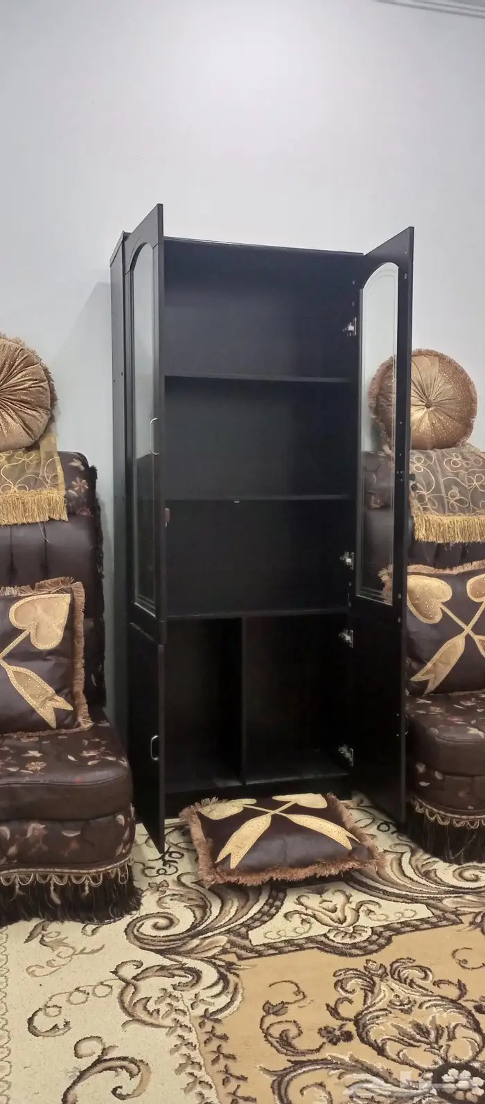 مكتبة عدد 2 بني واخضر وطاولتين 2