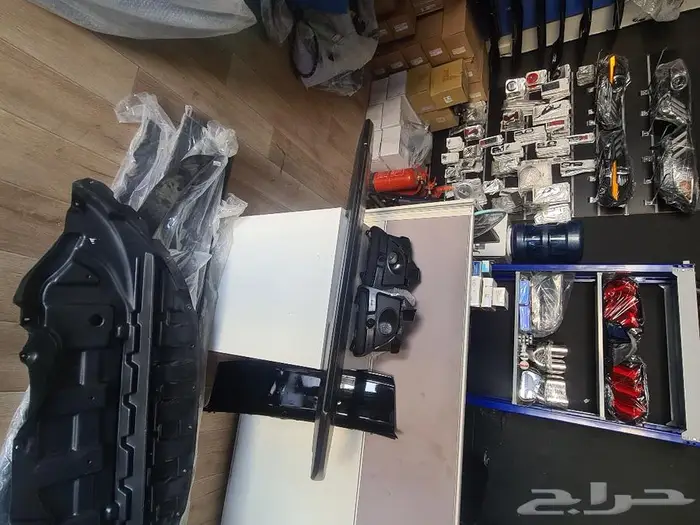 قطع غيار موستنج جديد ومستعمل 2