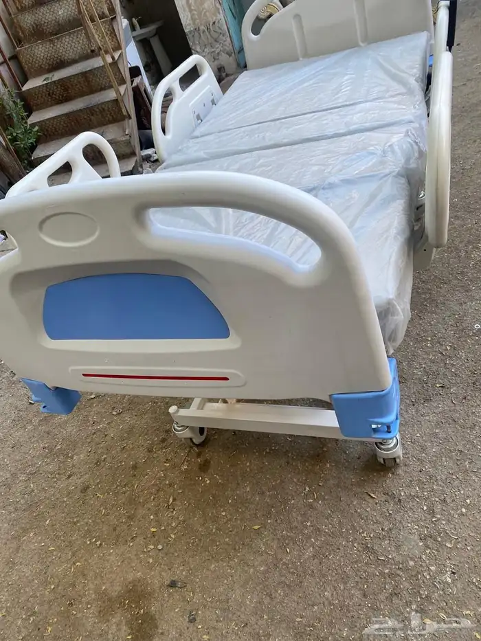 سرير طبي مع المرتبه الطبيه 4