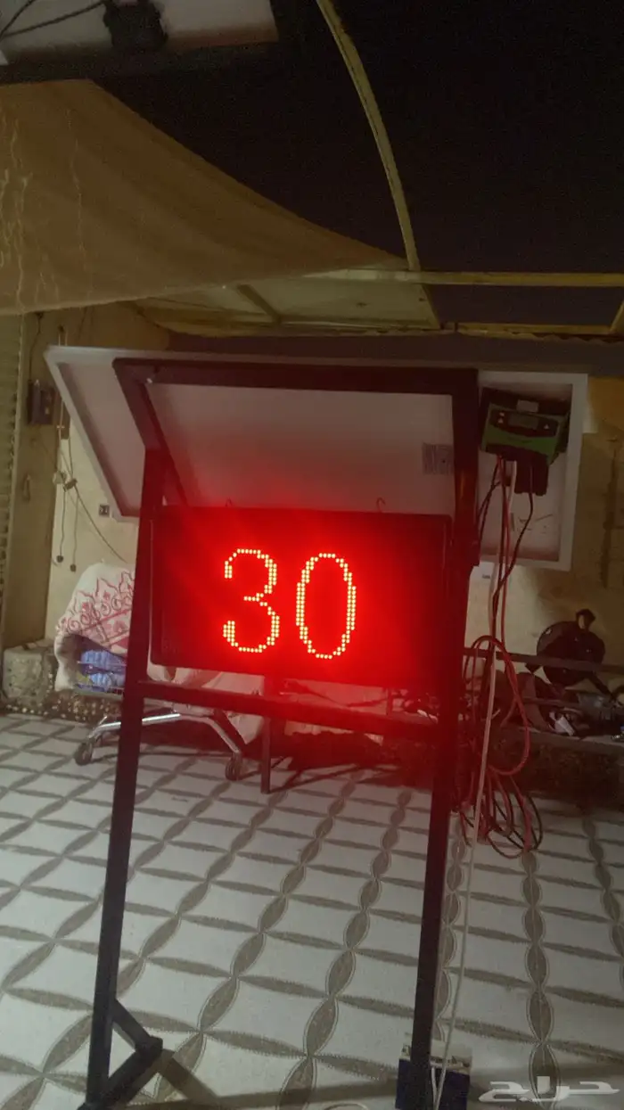 شاشات دعايه وإعلان 11