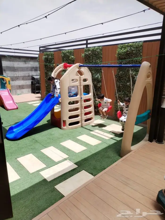 لعبة حديقية اطفالية وزحلايق 1