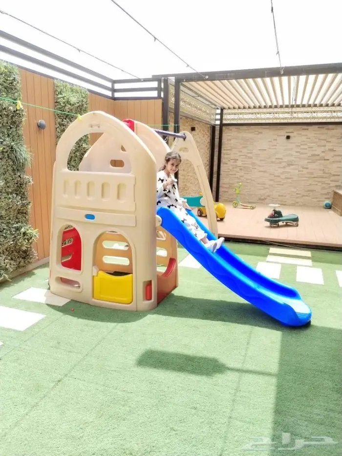 لعبة حديقية اطفالية وزحلايق 2