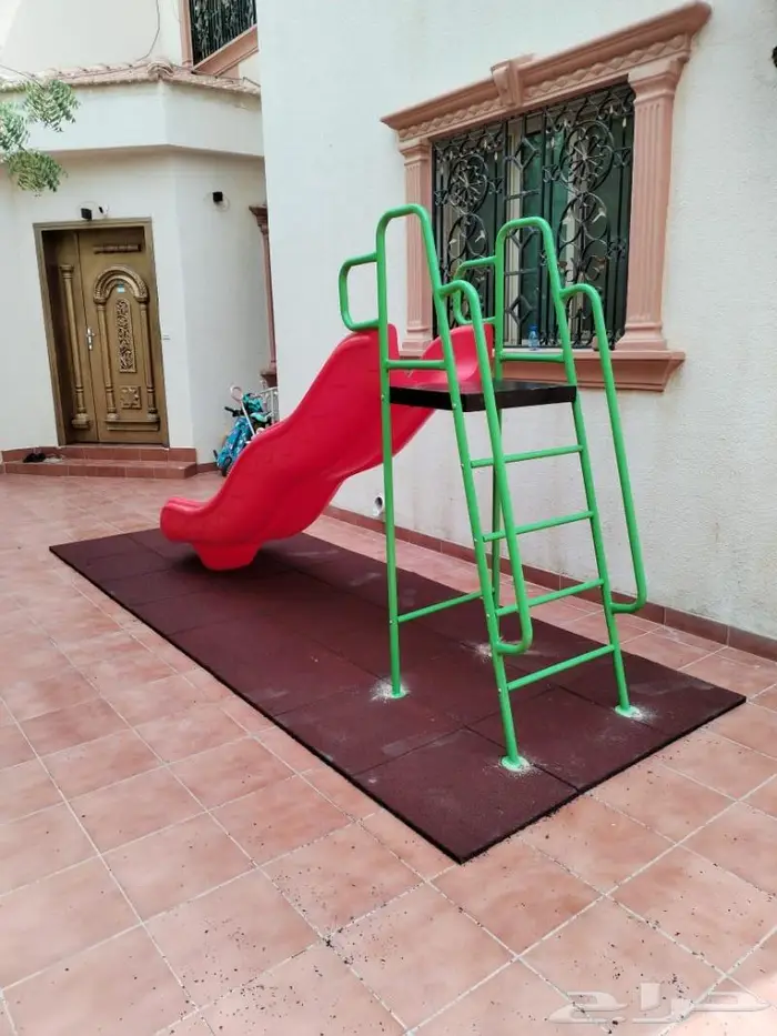 لعبة حديقية اطفالية وزحلايق 4