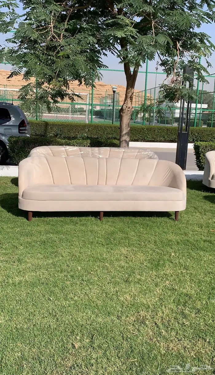 تاجير شاشات تاجير كنب صوتيات 8
