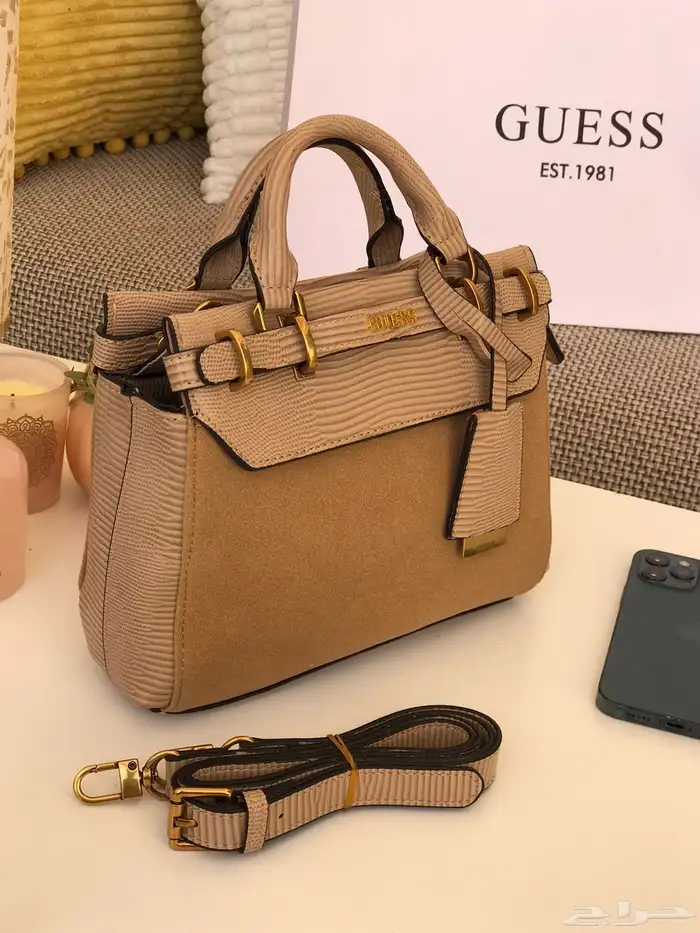 شنط جس GUESS 21