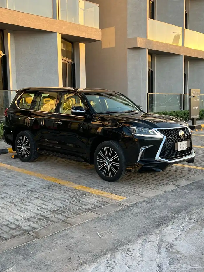 لكزس LX570 شبة الجديد (( مباع )) 2