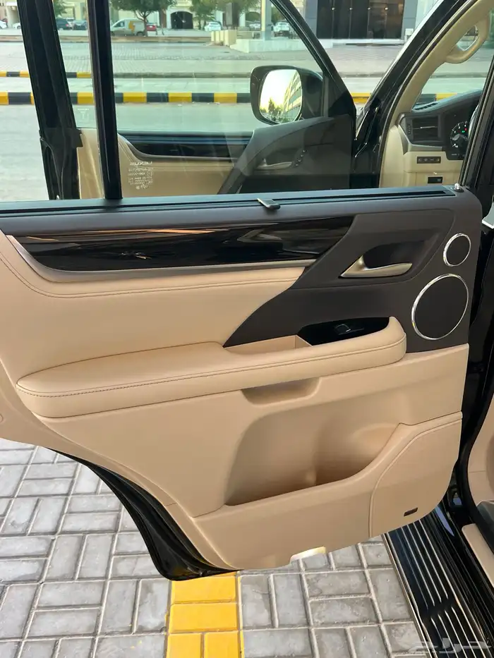 لكزس LX570 شبة الجديد (( مباع )) 16
