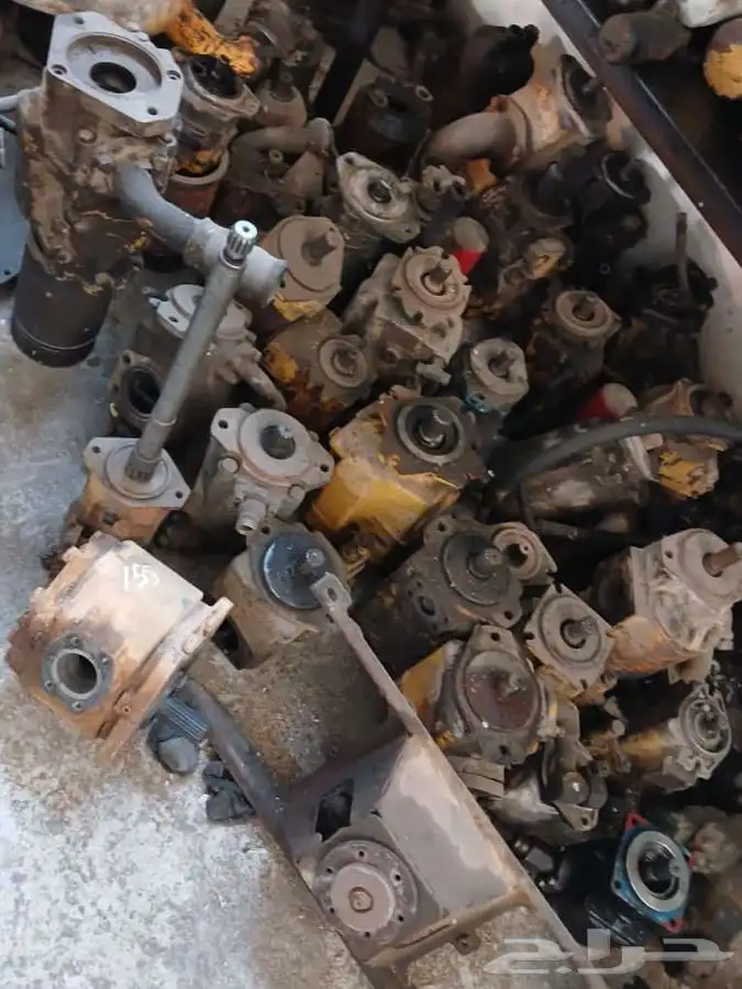 يتوفر لدينا مكائن وقطع جميع المعدات الثقيله 24