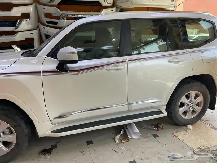 اكسوارات لاندكروزر 2023 17