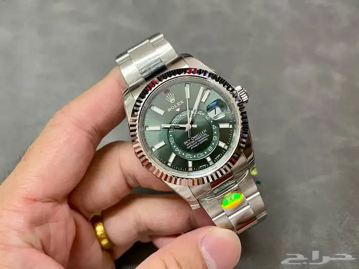 دلع يدك بأجمل ساعات العالم من متجر نايا 37