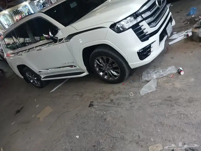 اكسوارات لاندكروزر 2023 25