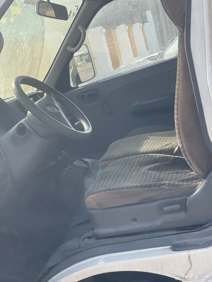 قطع غيار باص نيسان اورفان 2