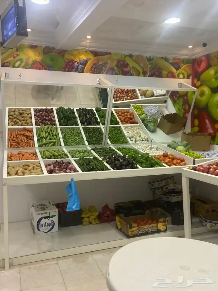 أغراض محل خضروات وفواكه للبيع 7