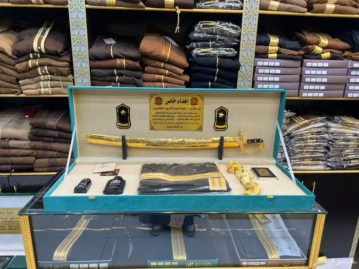 دروع تخرج ملازم اطقم هدايا زواج بشت وسيف تخرج درع تقاعد 2