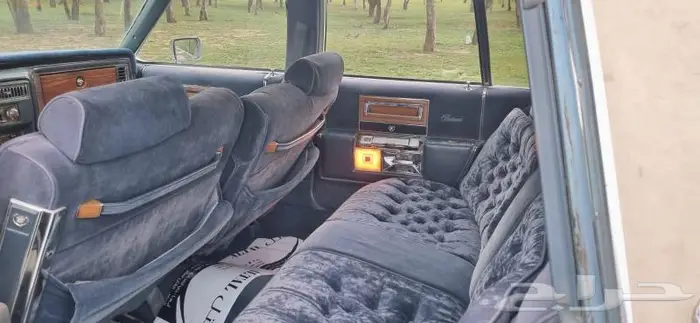 لعشاق السيارات الكلاسيكية Cadillac Fleetwood elegance 1982 11