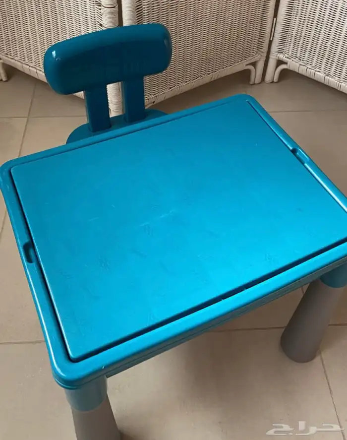 طاولة طفل 0