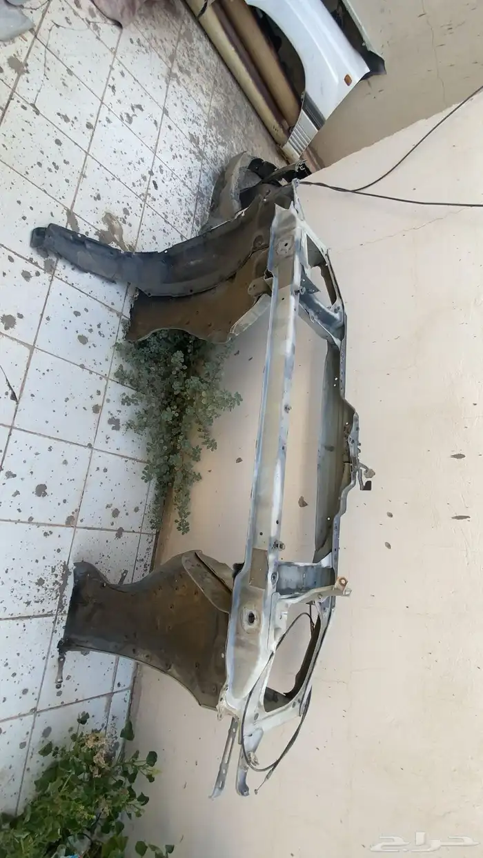 واجهة لاندكروزر من 98 إلى 2007 1