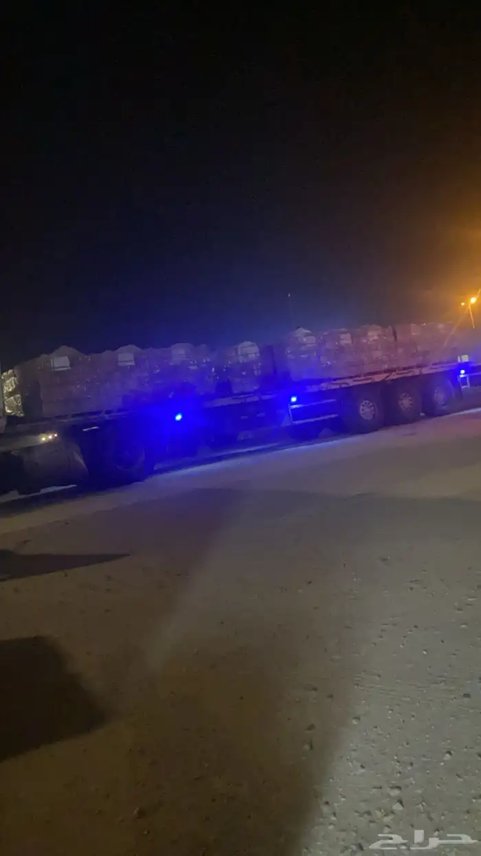 سطحه تريل نقل البضايع 3