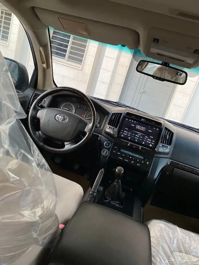 للبيع لاندكروزر GXR3 2010 (( تم البيع )) 30