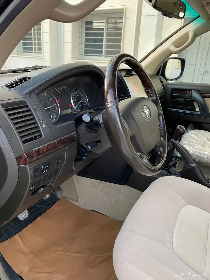للبيع لاندكروزر GXR3 2010 (( تم البيع )) 22