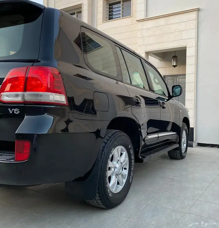 للبيع لاندكروزر GXR3 2010 (( تم البيع )) 10
