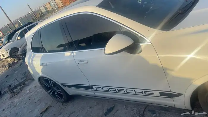 بورش كايين 2012 قطع غيار فقط 14