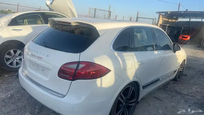 بورش كايين 2012 قطع غيار فقط 2