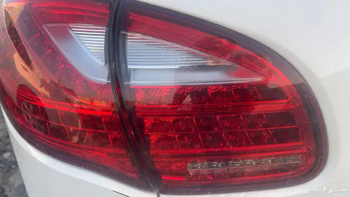 بورش كايين 2012 قطع غيار فقط 15