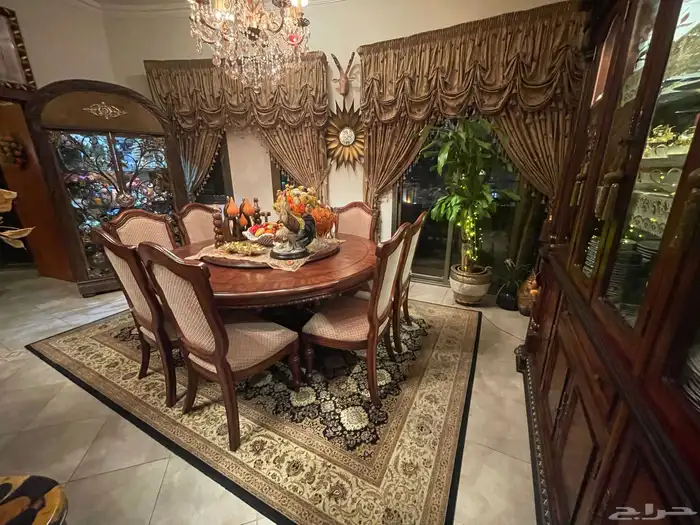 طاولة طعام 8 كراسي 1