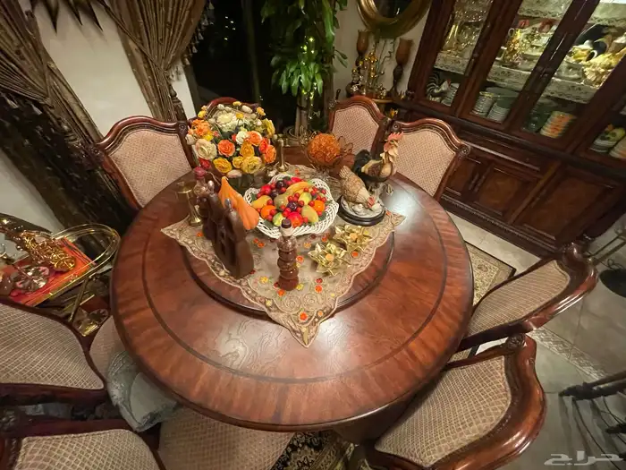 طاولة طعام 8 كراسي 3