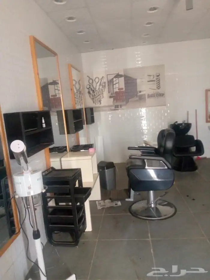 حلاق جاهز للايجار بمعداته حتى اللوحه تقدر تطلع سجل 6