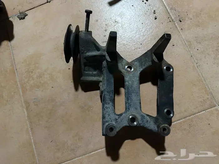 للببيع قطع لاندكروزر اصلي 4