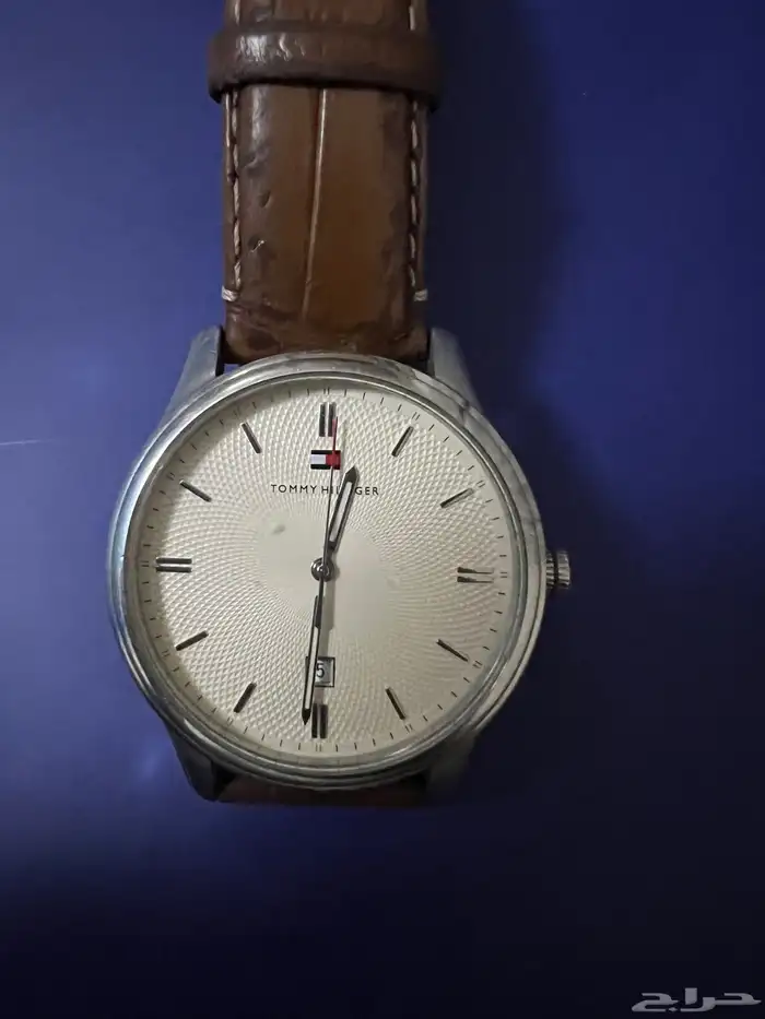ساعه رجالي مستخدمه نظيفه ماركه تومي هليفغر 1