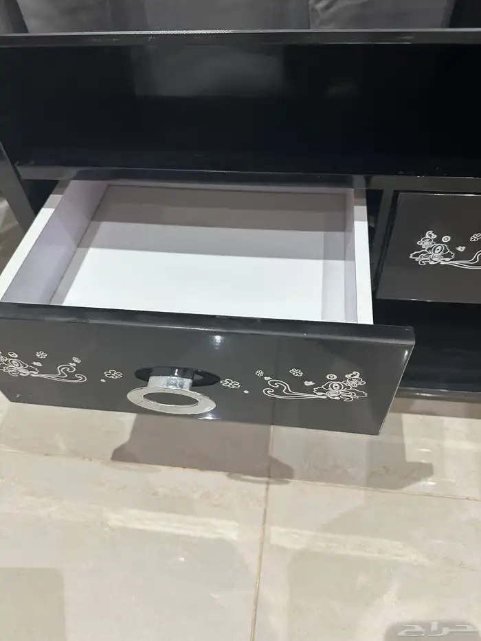 اثاث تلفزيون 2