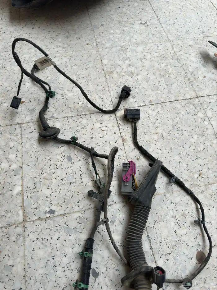 للبيع قطع غيار ماليبو 2