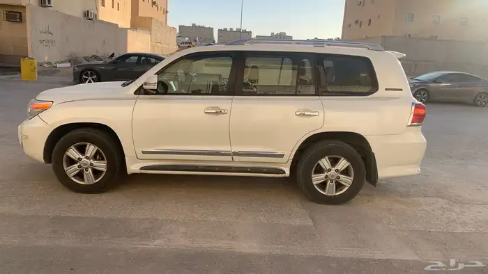 لاندكروزر GXR-3 2015 للبيع عاجل 4