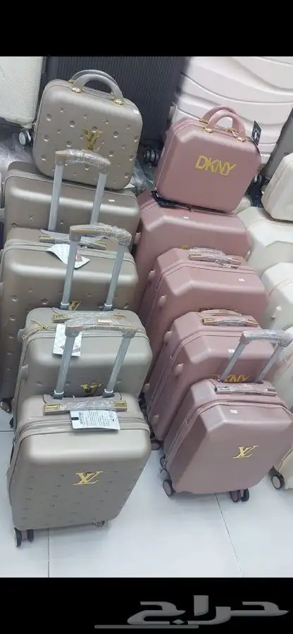 شنط سفر 38